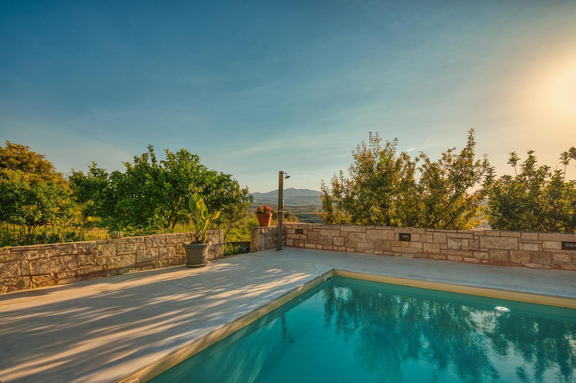 Blue Sky Villa In Crete Epano Vathia Buitenkant foto